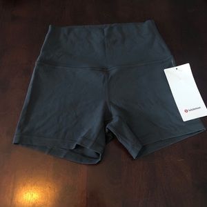 Align Shorts 4”